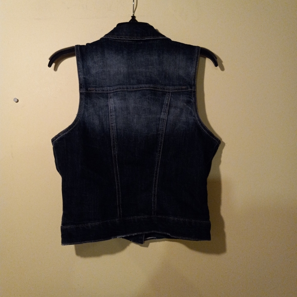 Women's Maurice's Jean Vest. - Picture 3 of 3